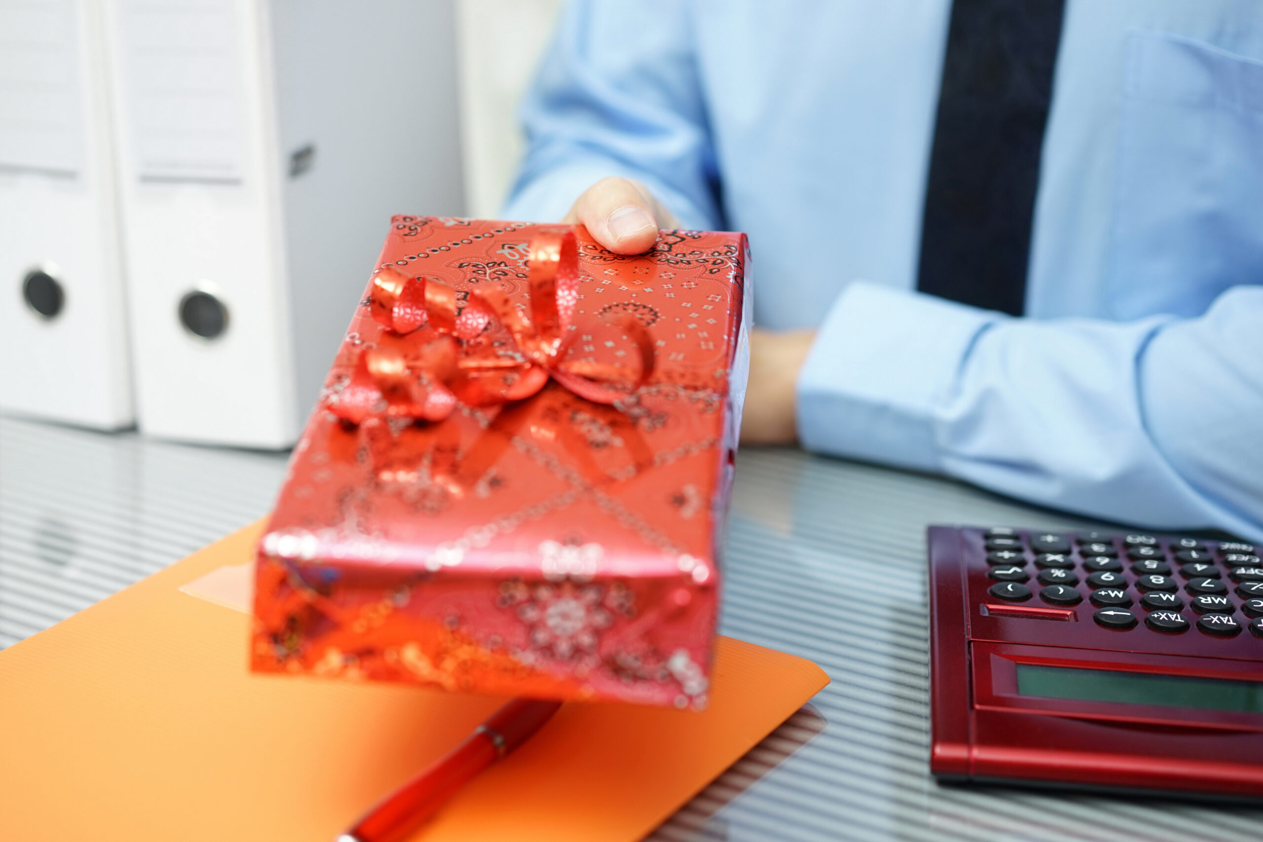 The Real Story Behind Optum'S Christmas Bonuses - 0xtlw4w